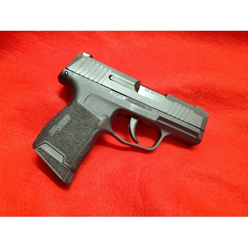 Sig P365 Sub-compact pistol Sig P365 Sub-compact pistol